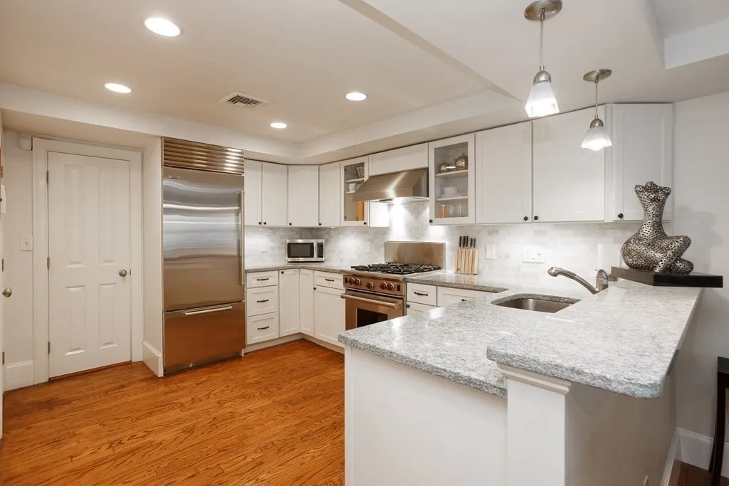 2 bed, 2 bath apartment for rent at 20 Braddock Park Unit A, South End — photo 4 of 18