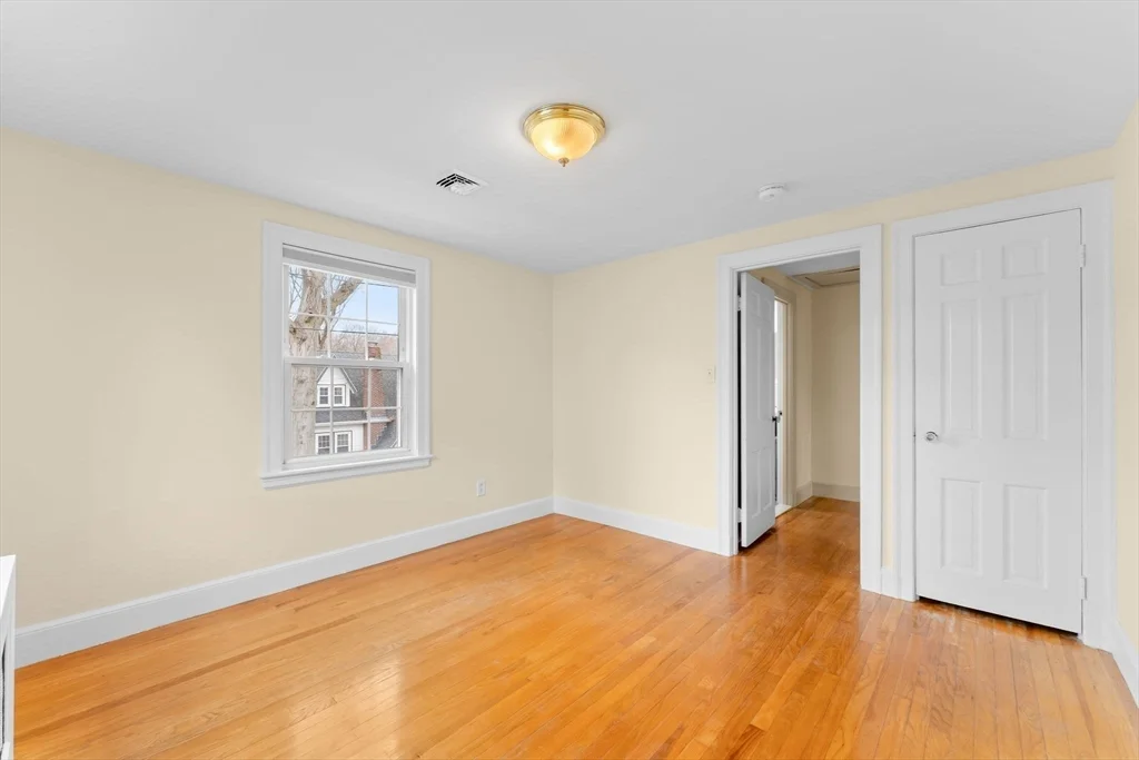 4 bed, 2 bath apartment for rent at 20 Brae Rd, Wollaston — photo 18 of 30