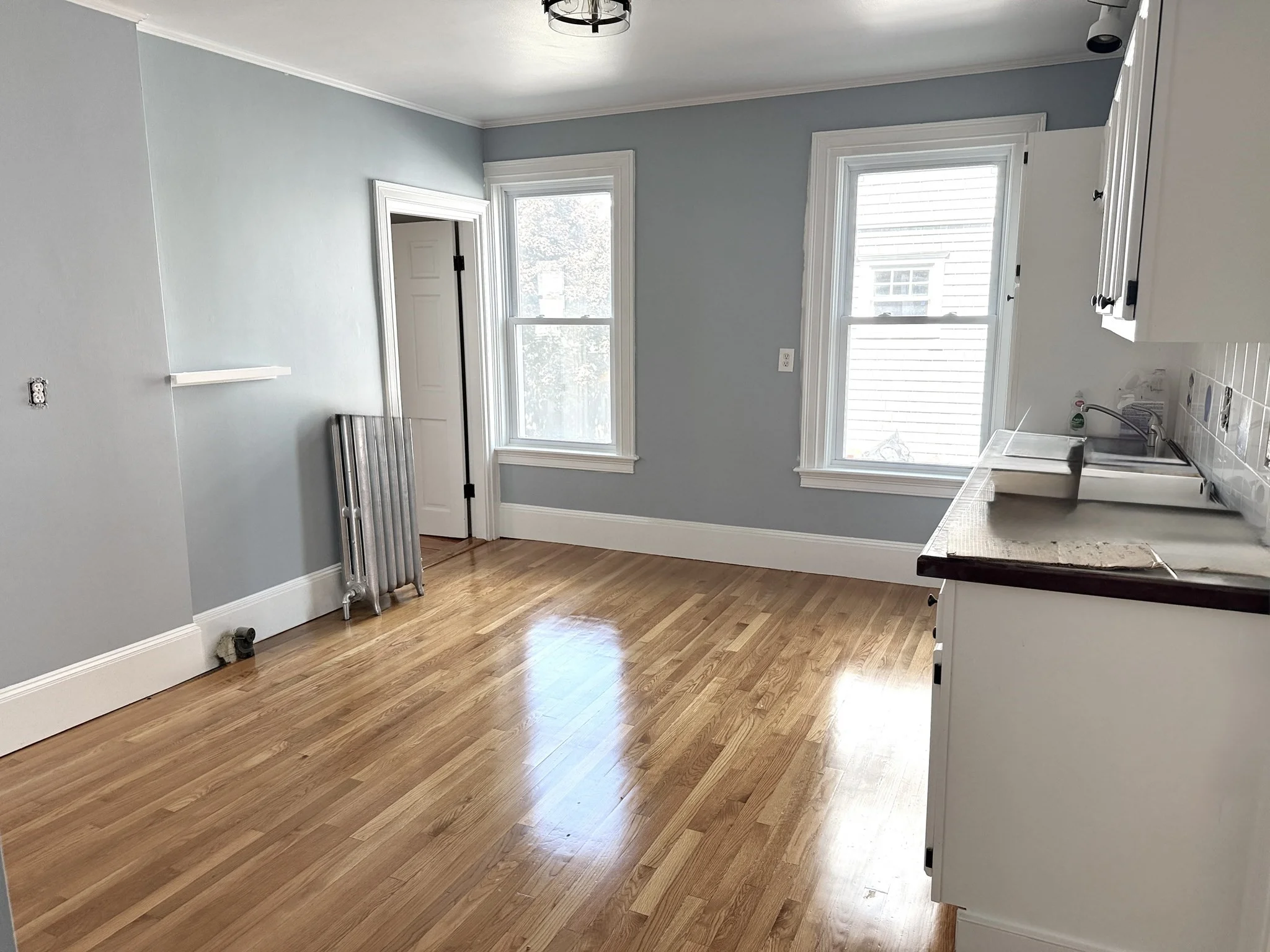 2 bed, 1 bath apartment for rent at 20 Brewster Unit 1, Plymouth — photo 2 of 13
