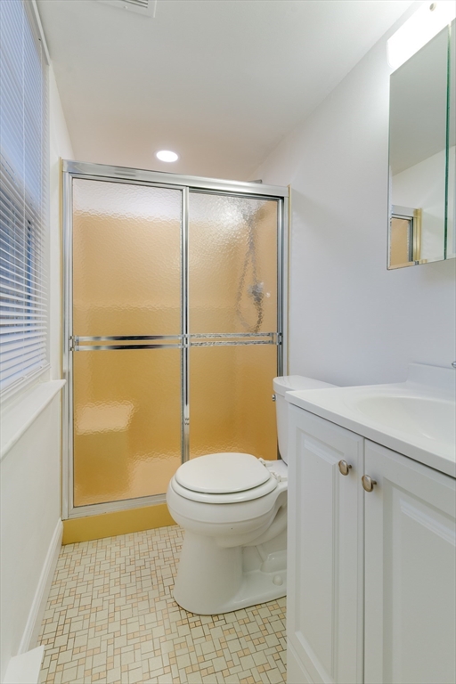 2 bed, 2 bath apartment for rent at 20 Brian Dr Unit B, Stoughton — photo 13 of 16