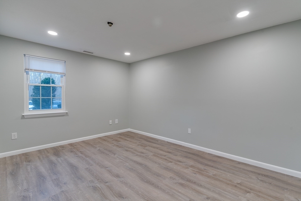 2 bed, 2 bath apartment for rent at 20 Brian Dr Unit B, Stoughton — photo 9 of 16