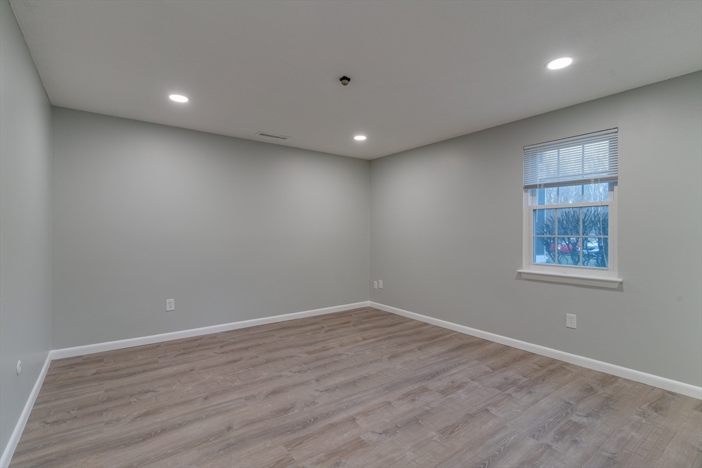 2 bed, 2 bath apartment for rent at 20 Brian Dr Unit B, Stoughton — photo 11 of 16