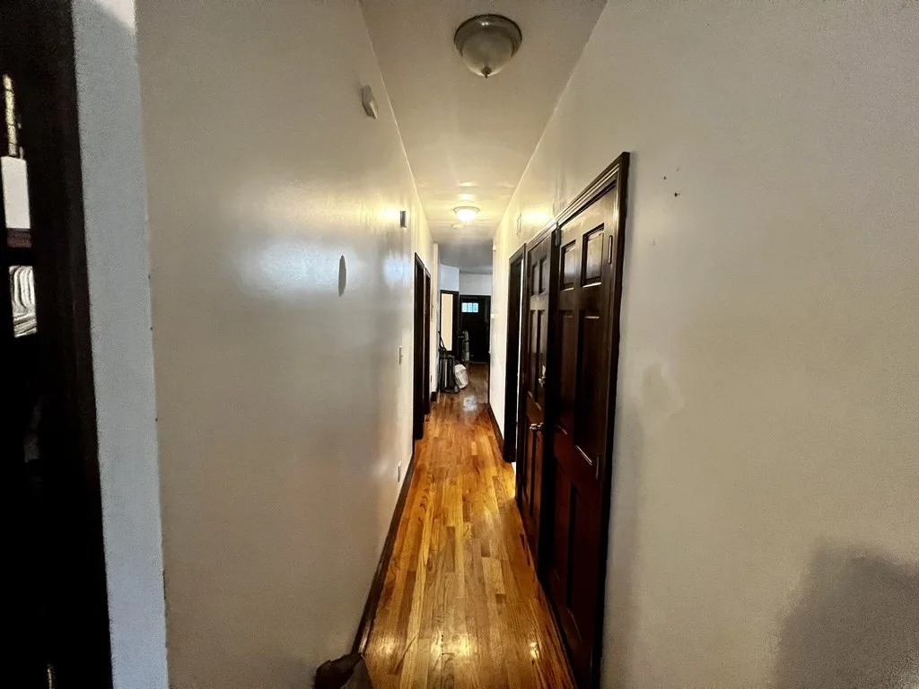 4 bed, 1 bath apartment for rent at 20 Bynner St Unit 2, Jamaica Plain — photo 4 of 10