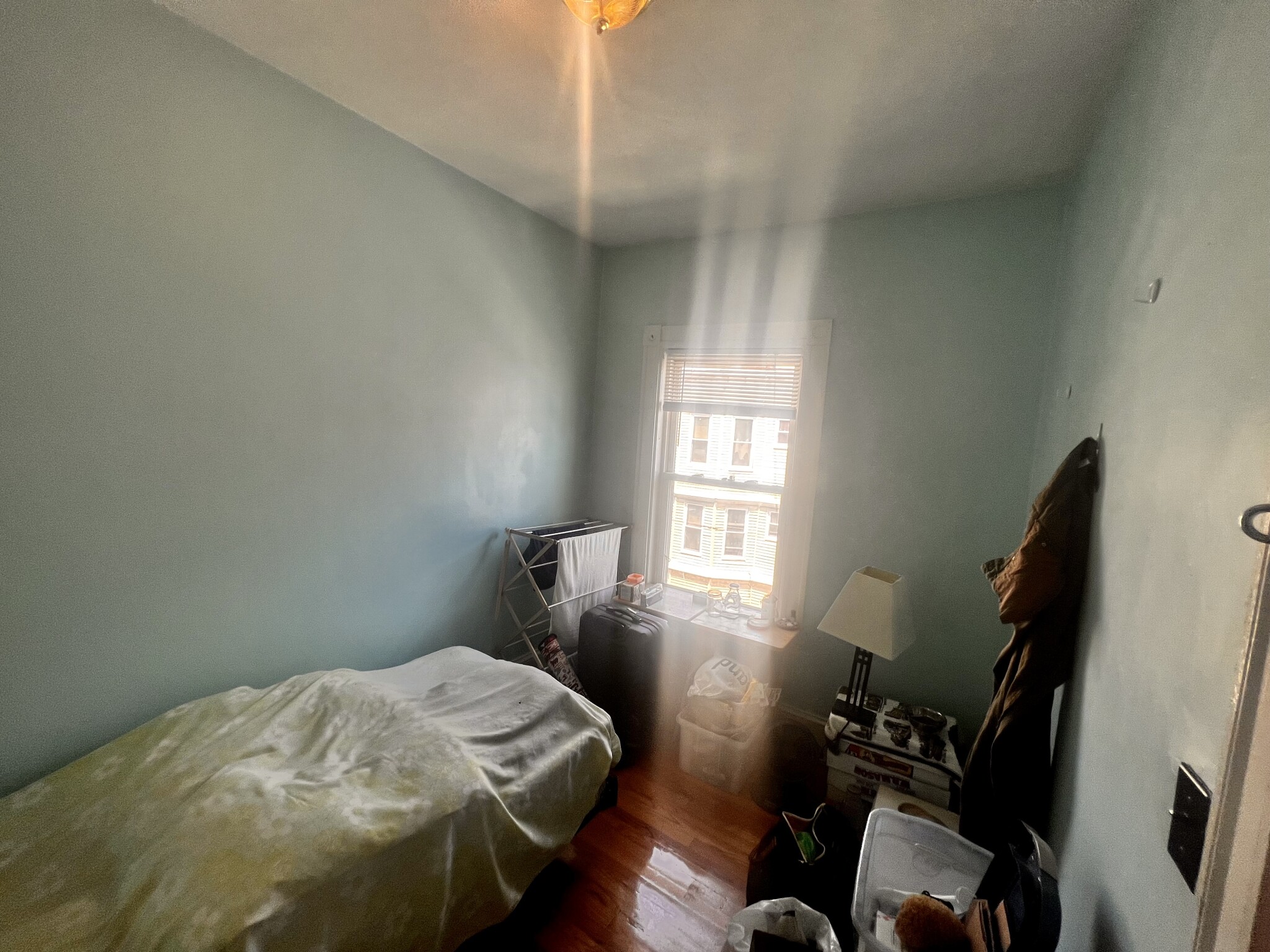 4 bed, 1 bath apartment for rent at 20 Bynner St Unit 3, Jamaica Plain — photo 6 of 8