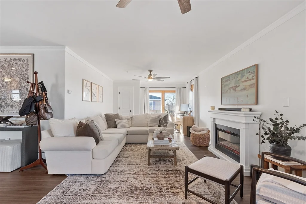 2 bed, 1 bath apartment for rent at 20 Cable Ave Unit 5, Salisbury — photo 3 of 20