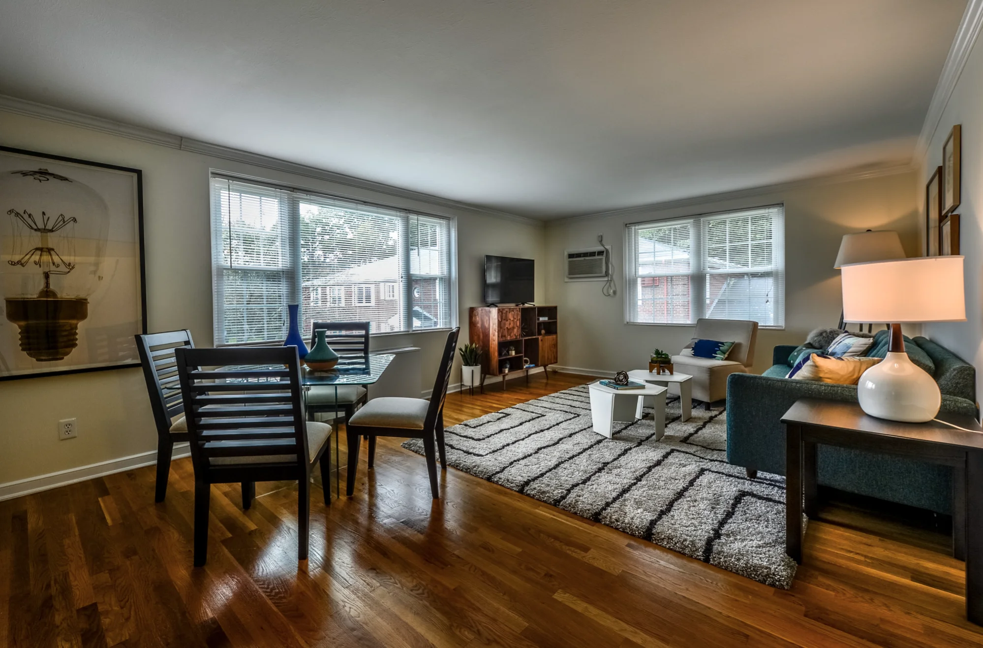 3 bed, 2 bath apartment for rent at 20 Captain Parker Arms Unit 22, Lexington — photo 6 of 8