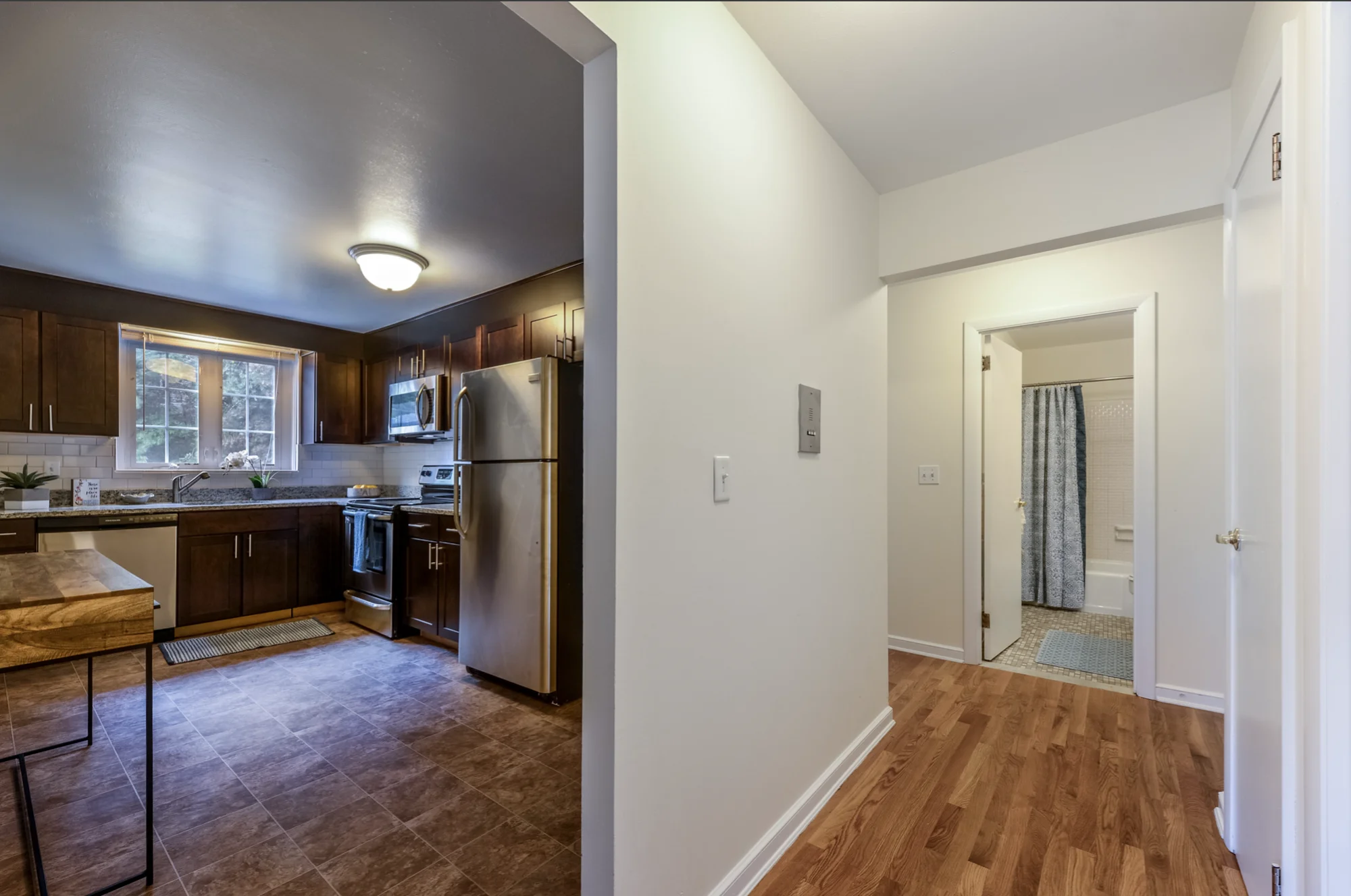 3 bed, 2 bath apartment for rent at 20 Captain Parker Arms Unit 22, Lexington — photo 4 of 8