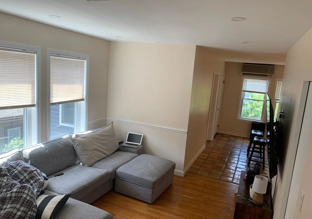 4 bed, 1 bath apartment for rent at 20 Carson St Unit 2, Boston — photo 4 of 11
