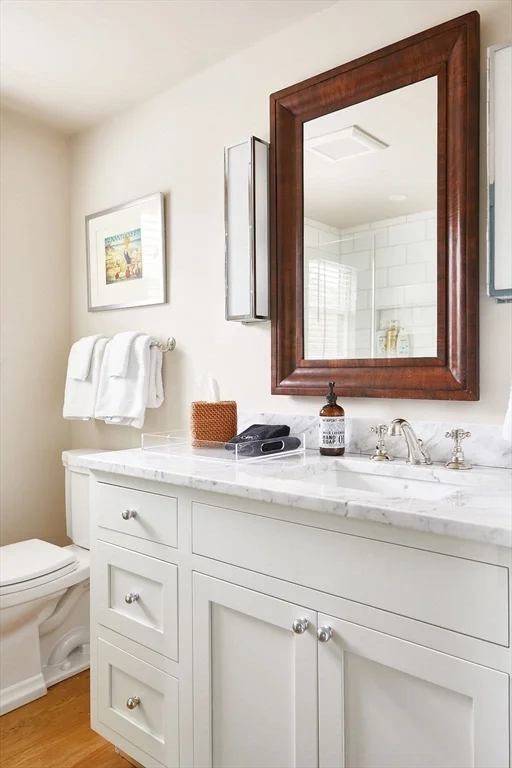 5 bed, 3 bath apartment for rent at 20 Cato Ln, Nantucket — photo 11 of 27