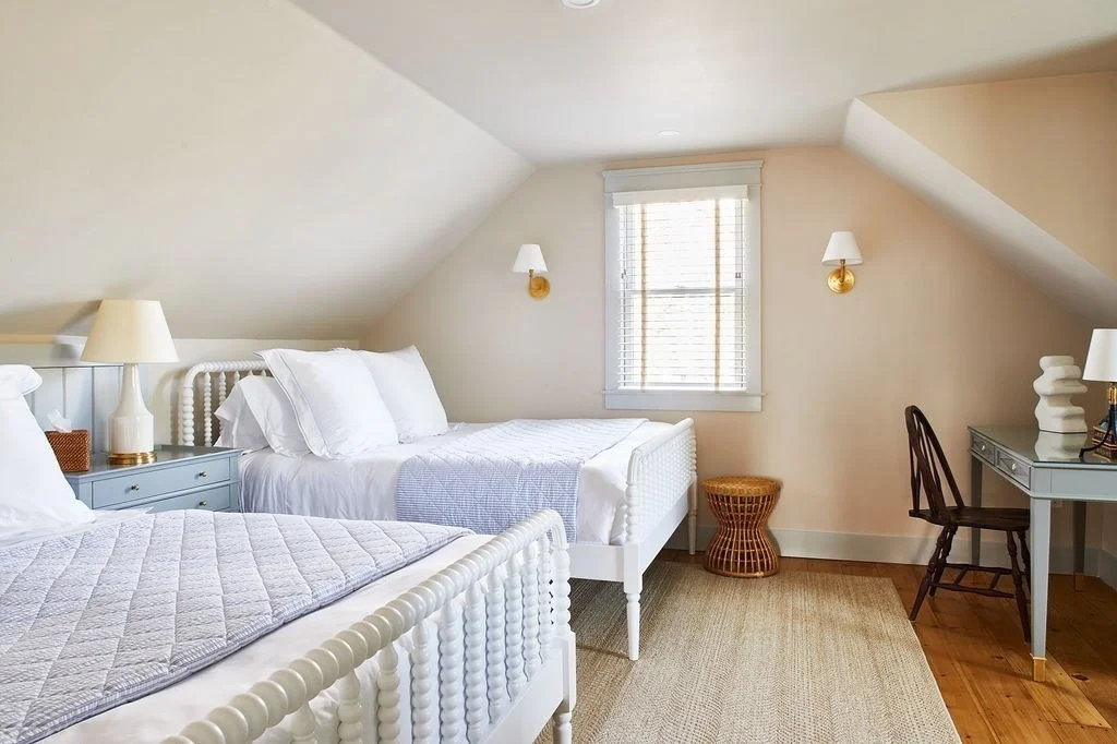 5 bed, 3 bath apartment for rent at 20 Cato Ln, Nantucket — photo 16 of 27