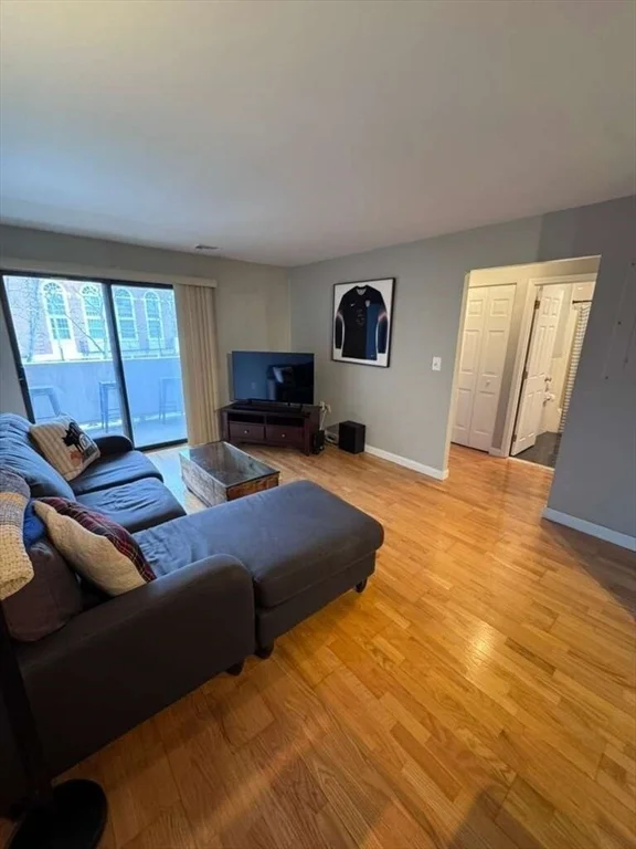 1 bed, 1 bath apartment for rent at 20 Central St Unit 215, Salem — photo 2 of 16