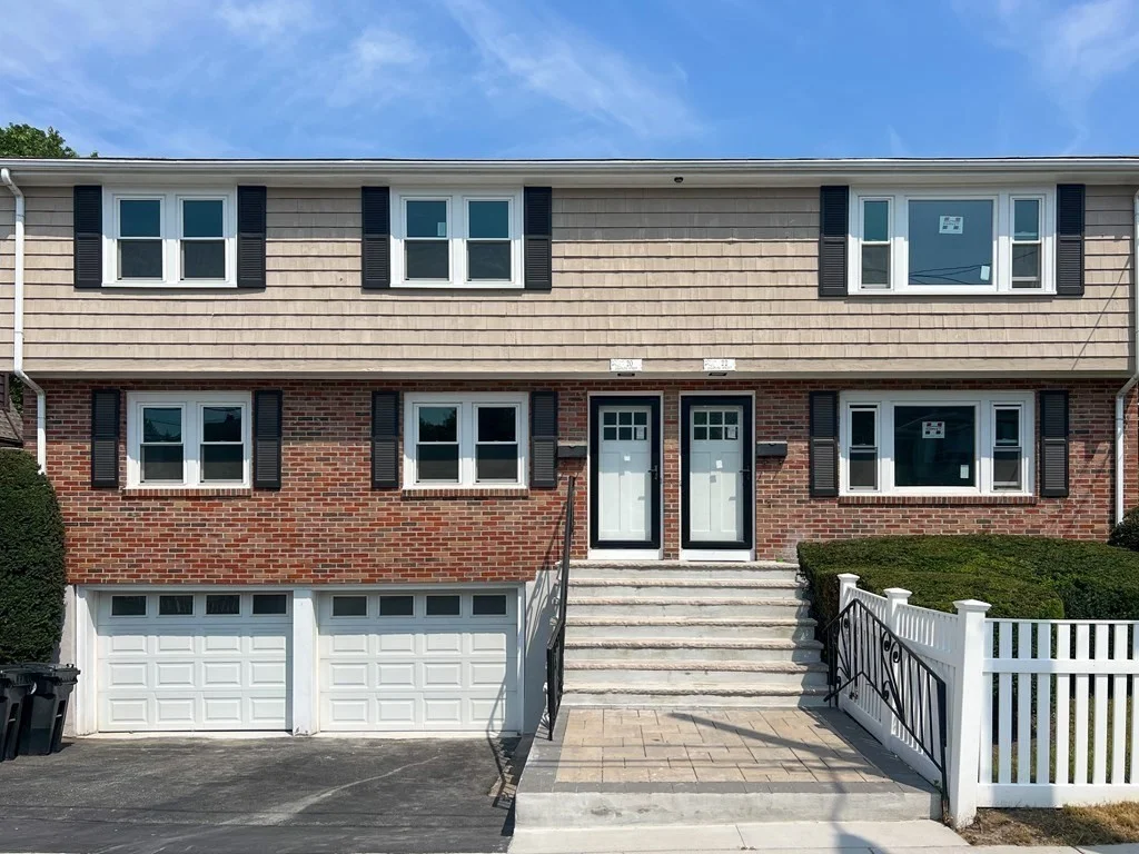 3 bed, 2 bath apartment for rent at 20 Chandler St Unit 1, Watertown — photo 1 of 25