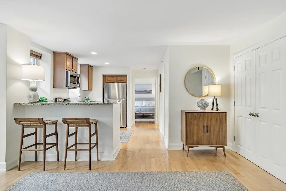2 bed, 1 bath apartment for rent at 20 Chapel St Unit B, Longwood — photo 3 of 35