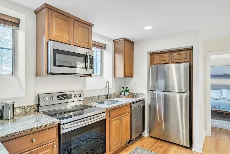 2 bed, 1 bath apartment for rent at 20 Chapel St Unit B, Longwood — photo 6 of 35