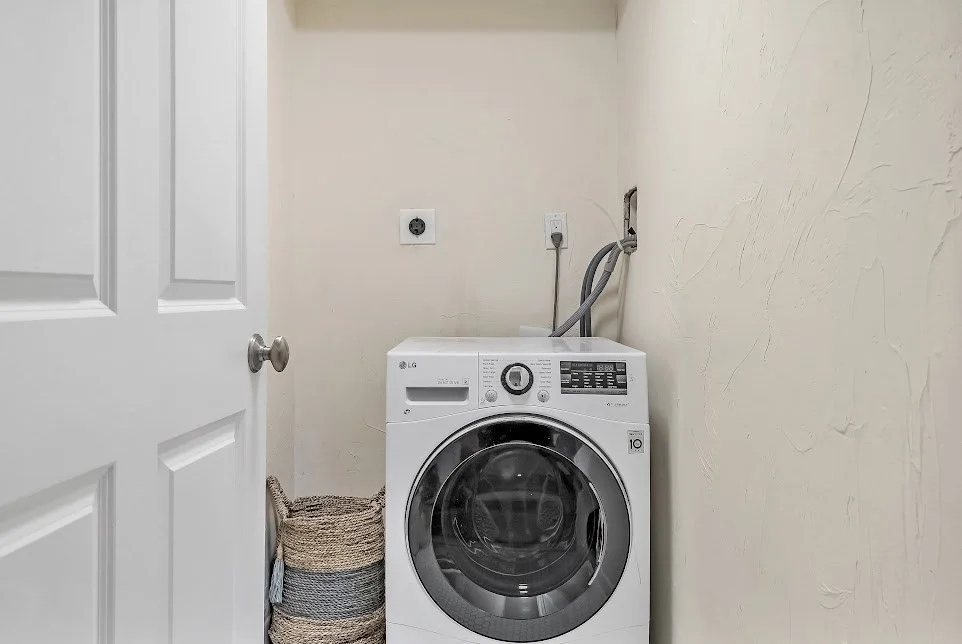 2 bed, 1 bath apartment for rent at 20 Chapel St Unit B, Longwood — photo 20 of 35