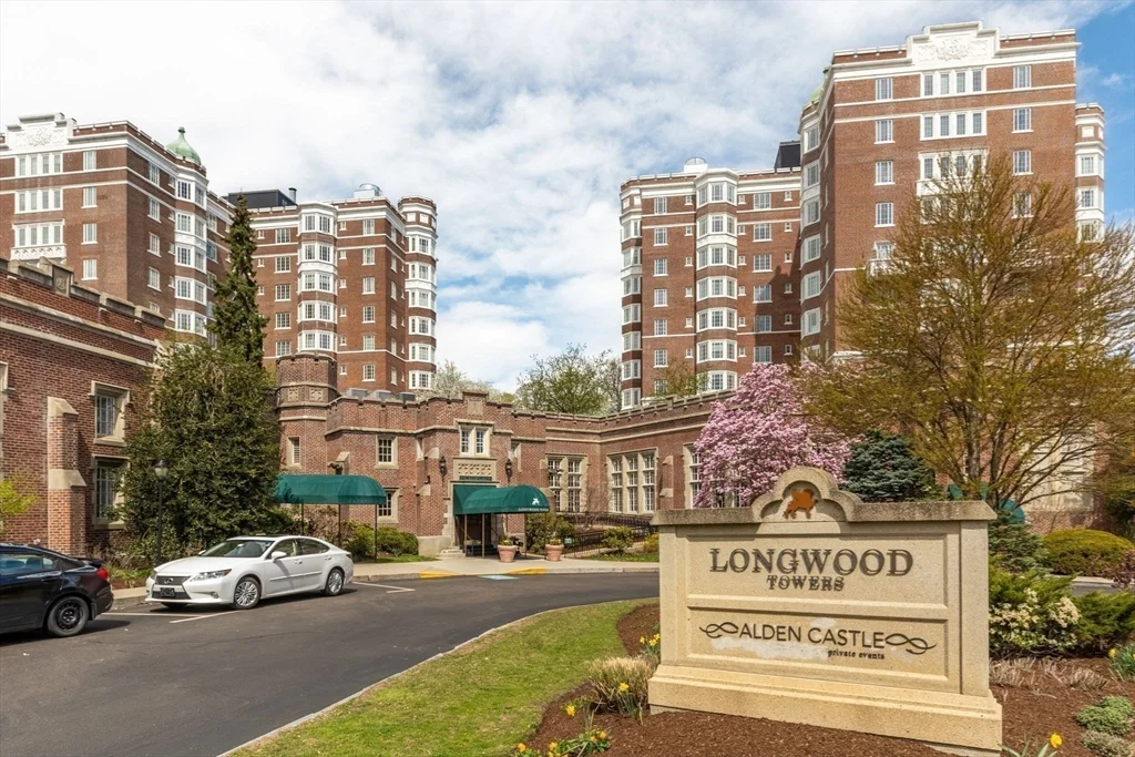 1 bed, 1 bath apartment for rent at 20 Chapel St Unit B1005, Longwood — photo 17 of 18