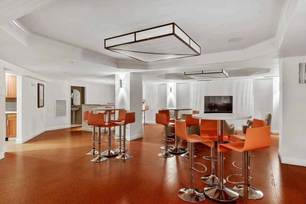 1 bed, 1 bath apartment for rent at 20 Chapel St Unit B1005, Longwood — photo 11 of 18