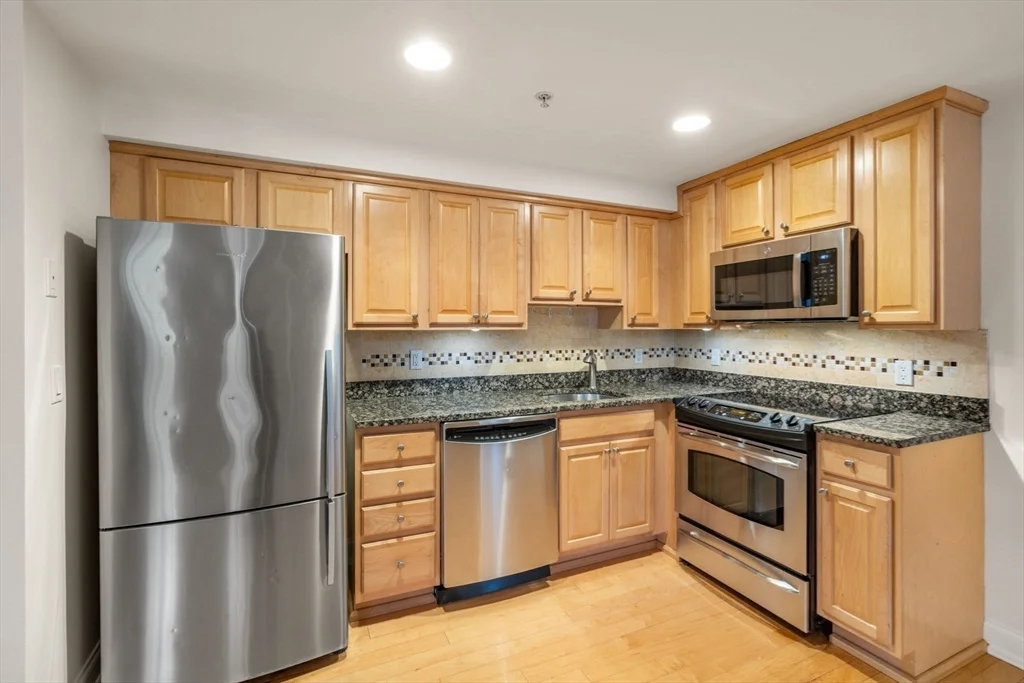 2 bed, 2 bath apartment for rent at 20 Chapel St Unit B309, Coolidge Corner — photo 15 of 40
