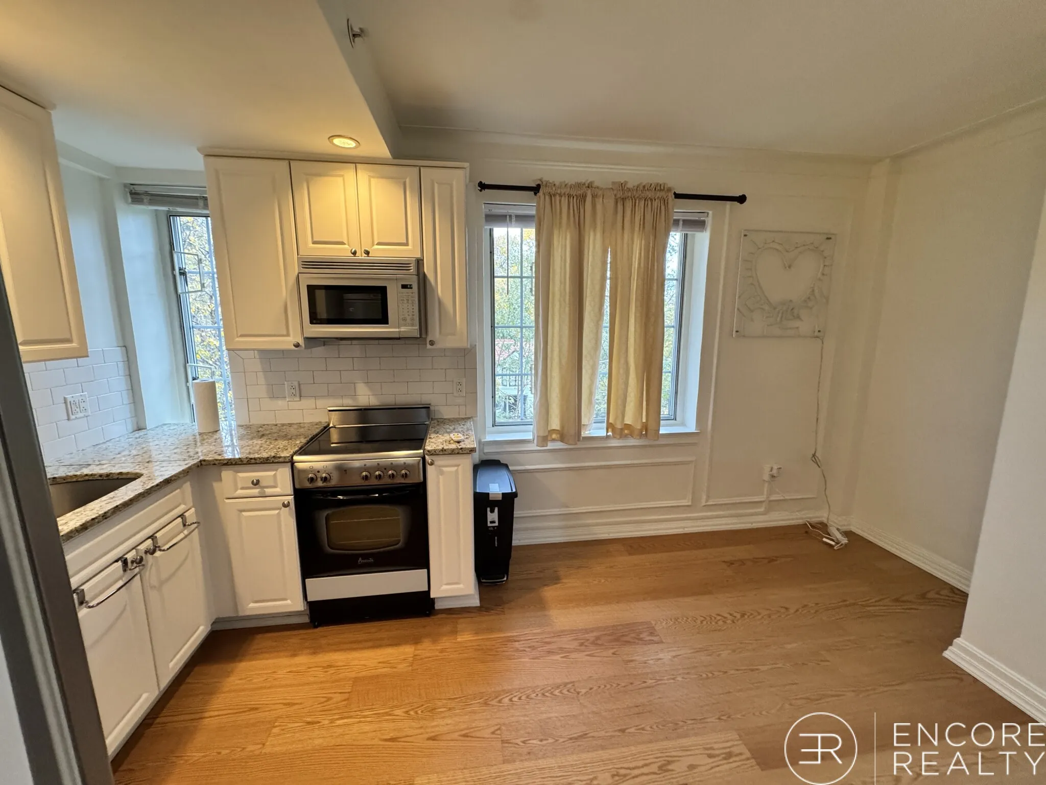 1 bed, 1 bath apartment for rent at 20 Chapel St Unit B705, Longwood — photo 3 of 10