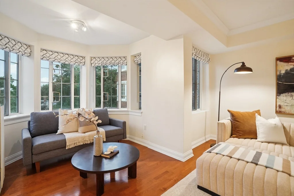 4 bed, 4+ bath apartment for rent at 20 Chapel St Unit B811, Longwood — photo 5 of 33