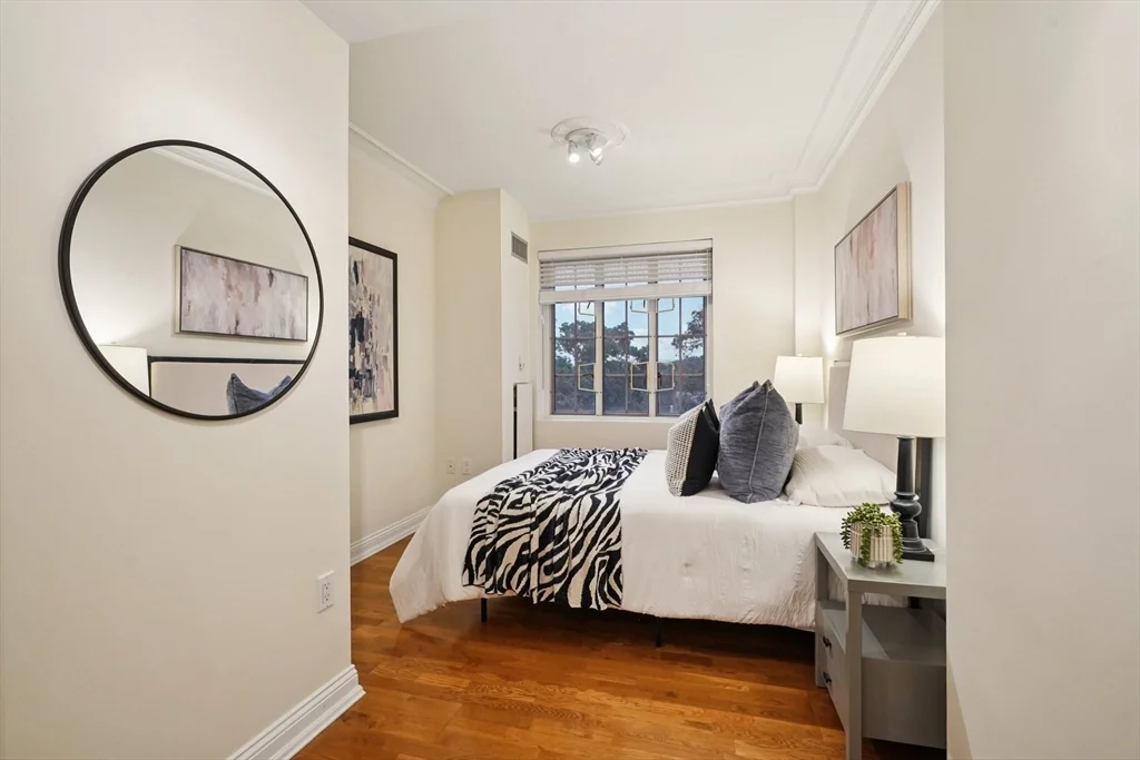 4 bed, 4+ bath apartment for rent at 20 Chapel St Unit B811, Longwood — photo 22 of 33