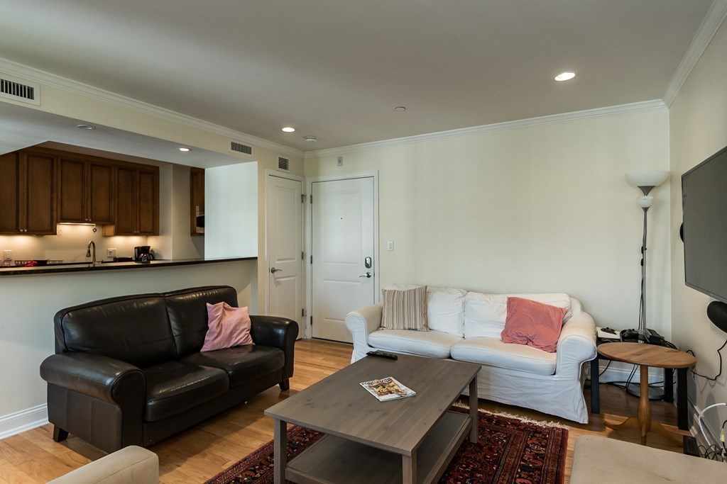 2 bed, 2 bath apartment for rent at 20 Chapel Unit A-602, Longwood — photo 5 of 21