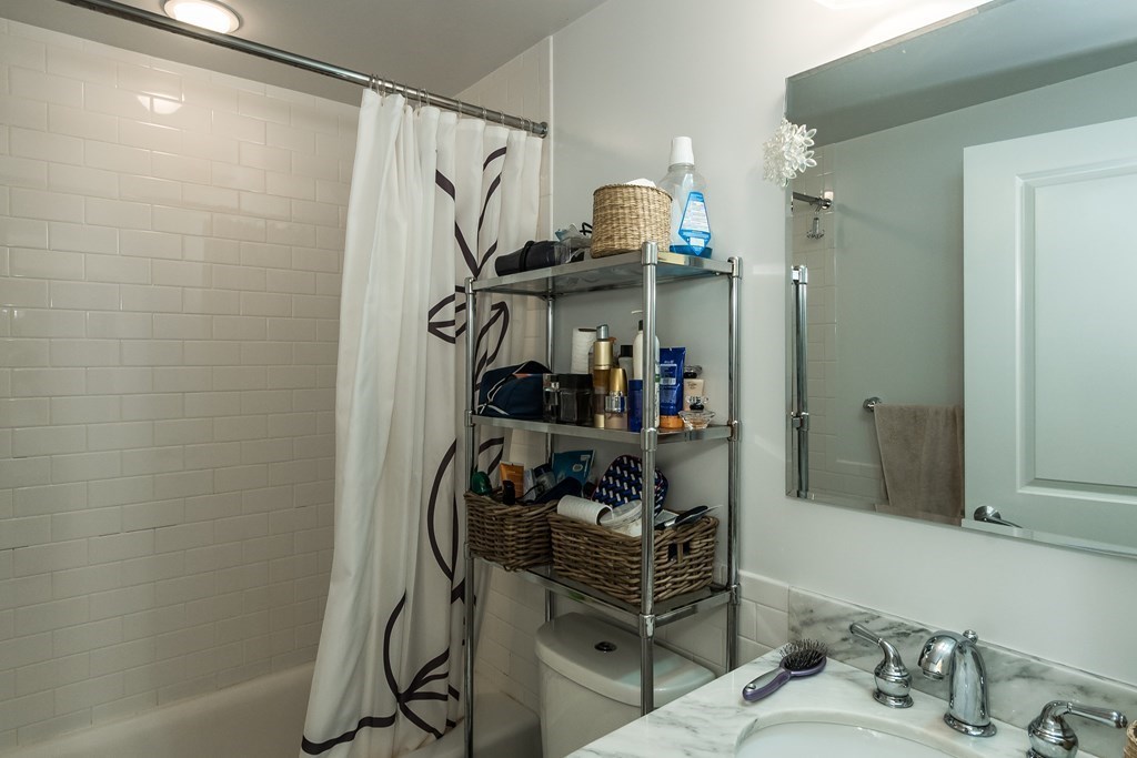 2 bed, 2 bath apartment for rent at 20 Chapel Unit A-602, Longwood — photo 13 of 21