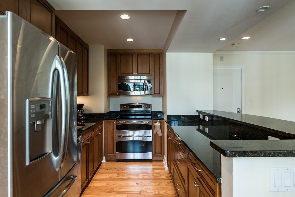 2 bed, 2 bath apartment for rent at 20 Chapel Unit A-602, Longwood — photo 8 of 21