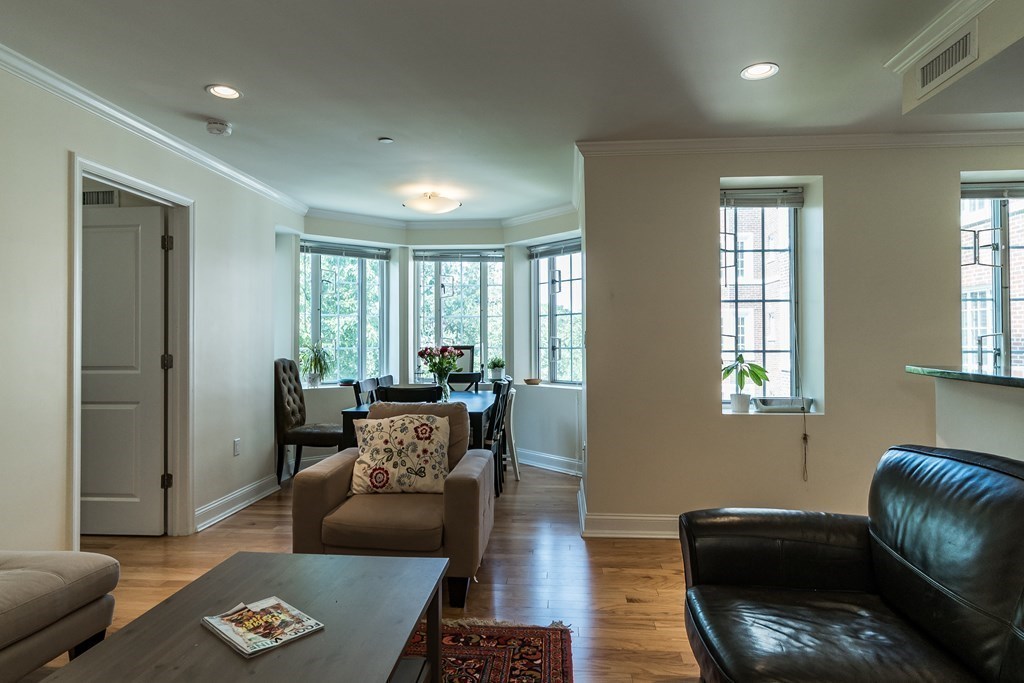 2 bed, 2 bath apartment for rent at 20 Chapel Unit A-602, Longwood — photo 3 of 21