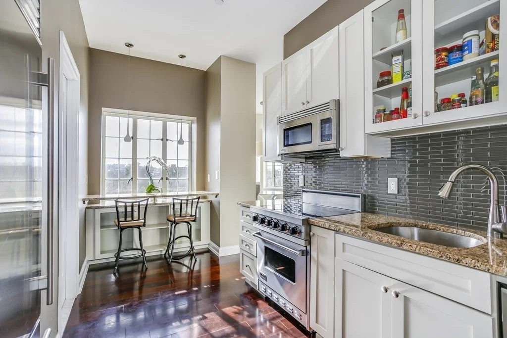 1 bed, 1 bath apartment for rent at 20 Chapel Unit BPH7, Longwood — photo 2 of 13