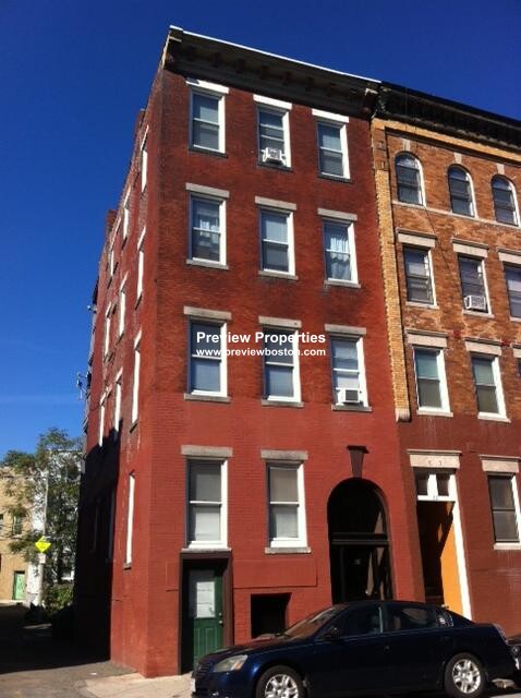 2 bed, 1 bath apartment for rent at 20 Chelsea St Unit 1P, East Boston — photo 4 of 4