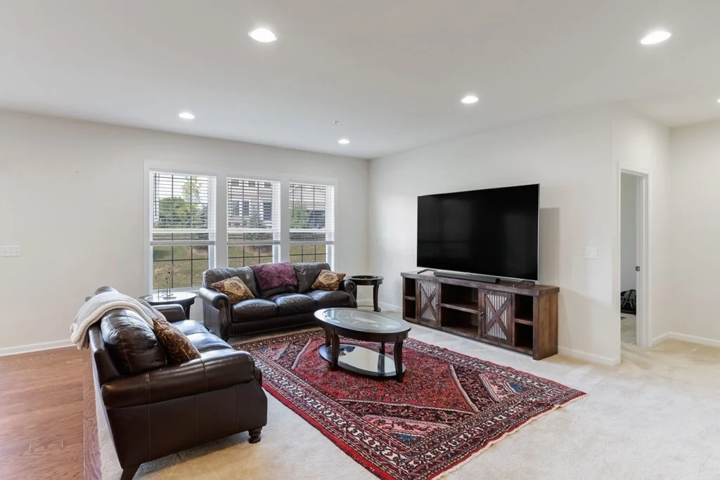 3 bed, 3 bath apartment for rent at 20 Cherry Ln Unit 20, Hopkinton — photo 3 of 29