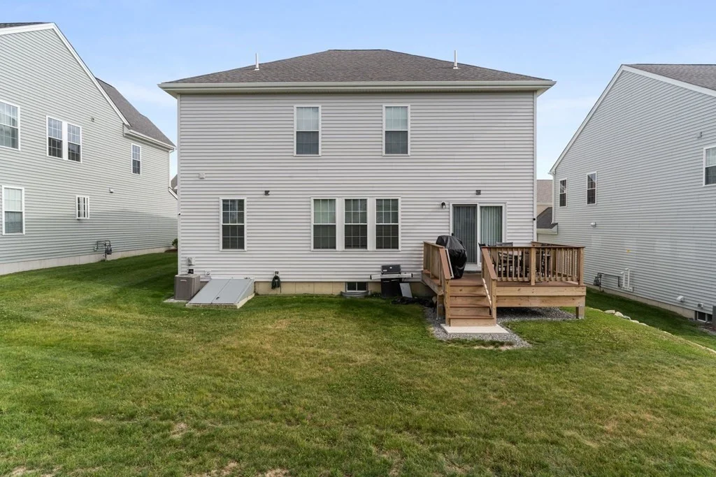 3 bed, 3 bath apartment for rent at 20 Cherry Ln Unit 20, Hopkinton — photo 29 of 29