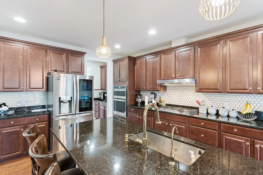 3 bed, 3 bath apartment for rent at 20 Cherry Ln Unit 20, Hopkinton — photo 7 of 29