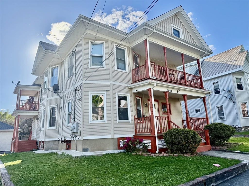 3 bed, 1 bath apartment for rent at 20 Cherry St Unit 1, Brockton — photo 1 of 19
