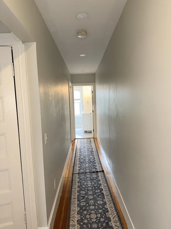 2 bed, 1 bath apartment for rent at 20 Chestnut St Unit 20, Natick — photo 23 of 24