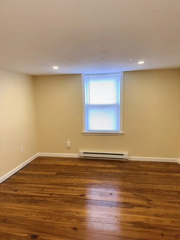 2 bed, 1 bath apartment for rent at 20 Chestnut St Unit 20, Natick — photo 22 of 24
