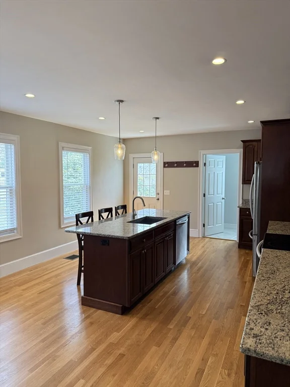 2 bed, 1 bath apartment for rent at 20 Chestnut St Unit 20, Natick — photo 6 of 24