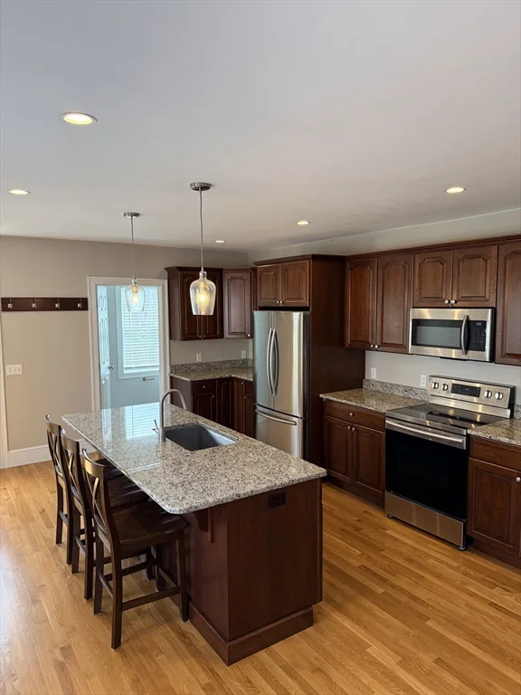 2 bed, 1 bath apartment for rent at 20 Chestnut St Unit 20, Natick — photo 7 of 24