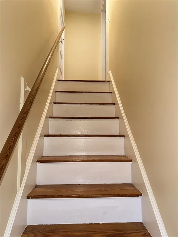 2 bed, 1 bath apartment for rent at 20 Chestnut St Unit 20, Natick — photo 21 of 24