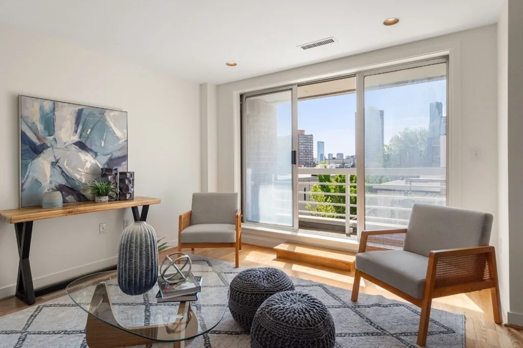 2 bed, 1 bath apartment for rent at 20 Chestnut St Unit 406, Cambridgeport — photo 2 of 13