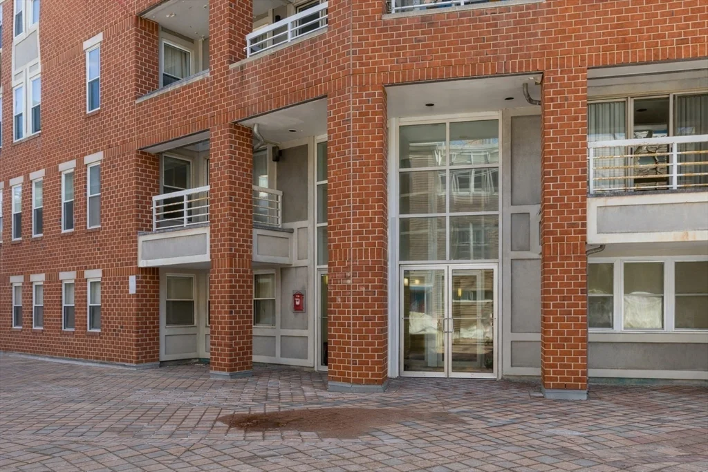 1 bed, 1 bath apartment for rent at 20 Chestnut Unit 210, Cambridgeport — photo 8 of 10