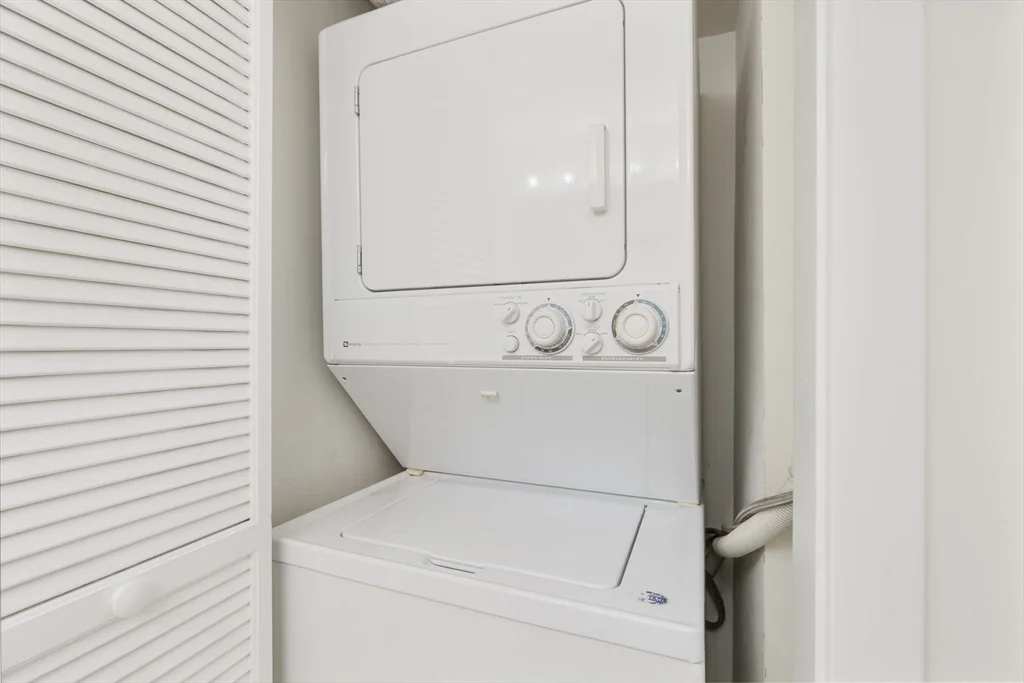 1 bed, 1 bath apartment for rent at 20 Chestnut Unit 210, Cambridgeport — photo 5 of 10