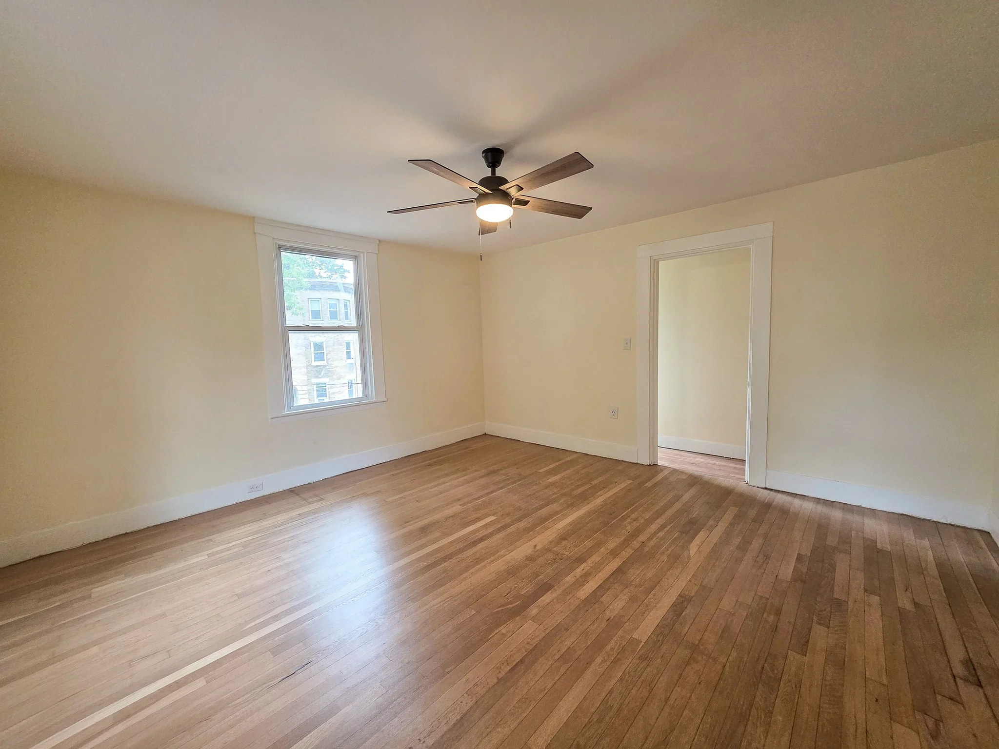 4 bed, 2 bath apartment for rent at 20 Chilcott Pl Unit 2, Jamaica Plain — photo 9 of 15