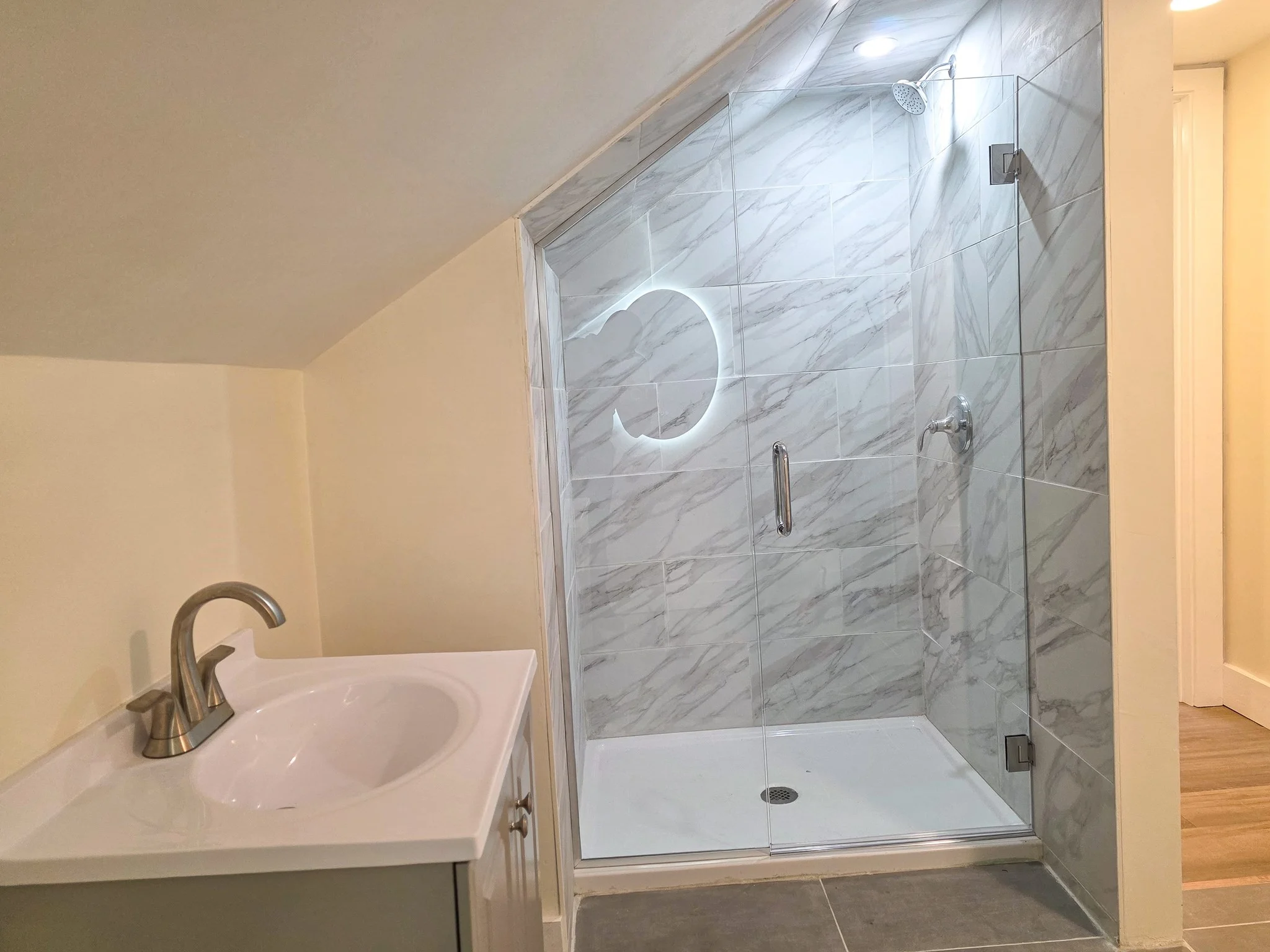 4 bed, 2 bath apartment for rent at 20 Chilcott Pl Unit 2, Jamaica Plain — photo 4 of 15