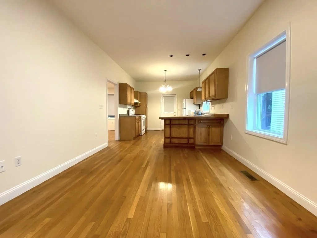 1 bed, 1 bath apartment for rent at 20 Clarendon Unit 20, Watertown — photo 15 of 23