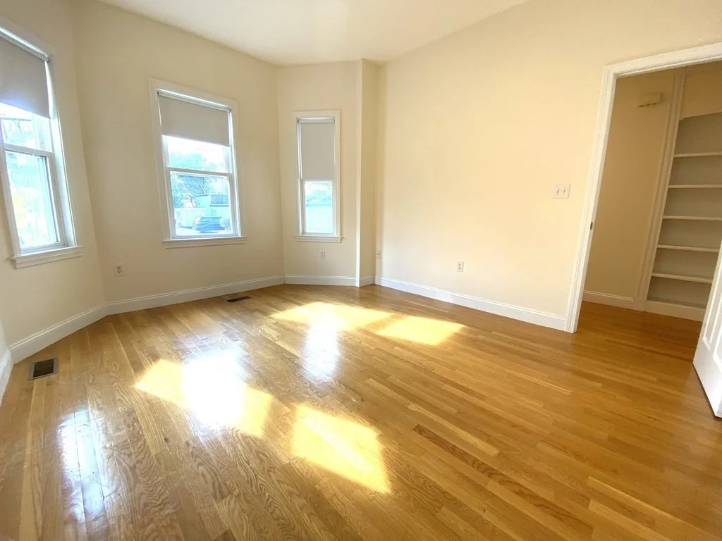 1 bed, 1 bath apartment for rent at 20 Clarendon Unit 20, Watertown — photo 3 of 23