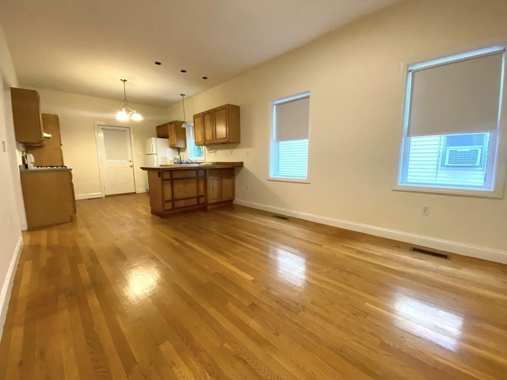1 bed, 1 bath apartment for rent at 20 Clarendon Unit 20, Watertown — photo 14 of 23