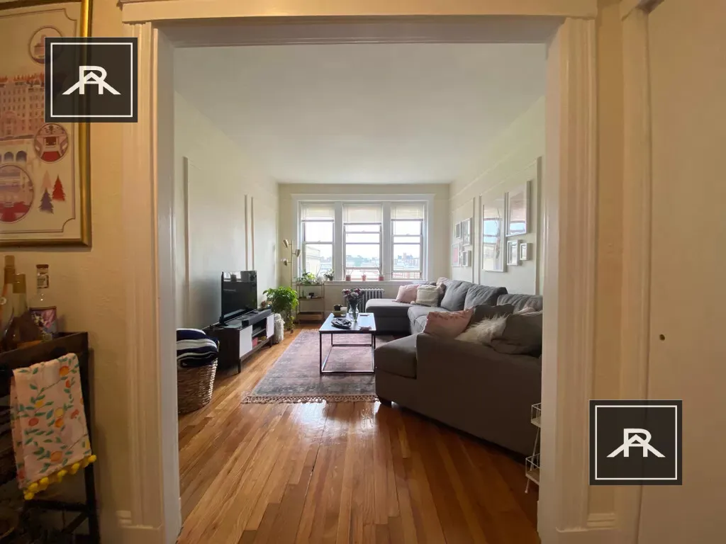 2 bed, 1 bath apartment for rent at 20 Colborne Rd Unit 11, Brighton — photo 8 of 16