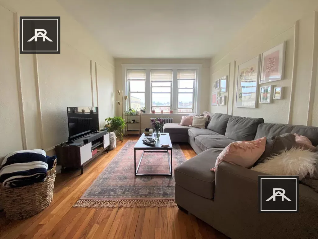 2 bed, 1 bath apartment for rent at 20 Colborne Rd Unit 11, Brighton — photo 1 of 16